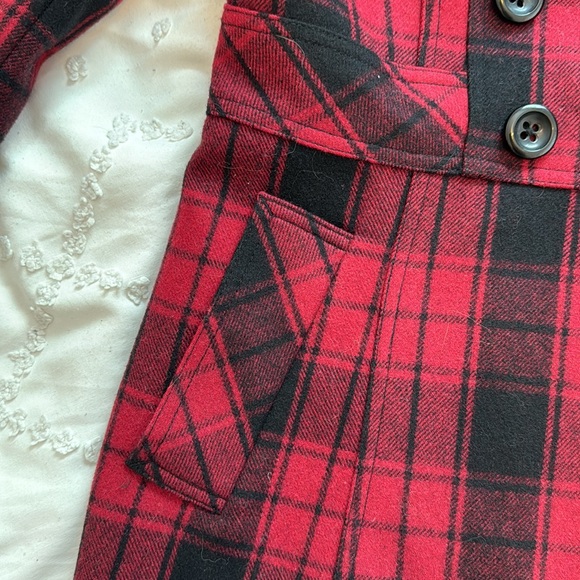 Excellent condition red and black plaid pea coat - Picture 4 of 6